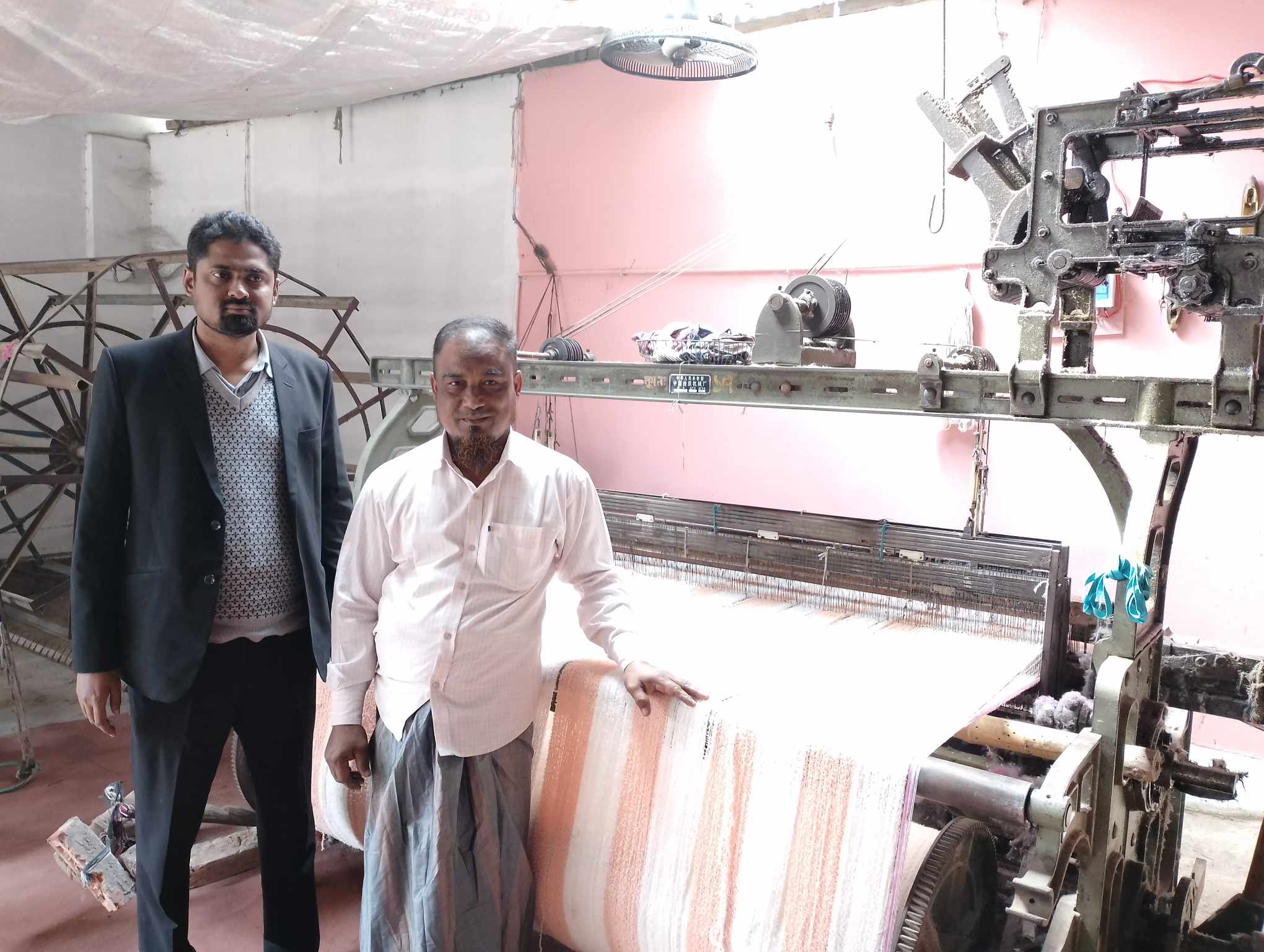 কম্বল পল্লী পরিদর্শন।