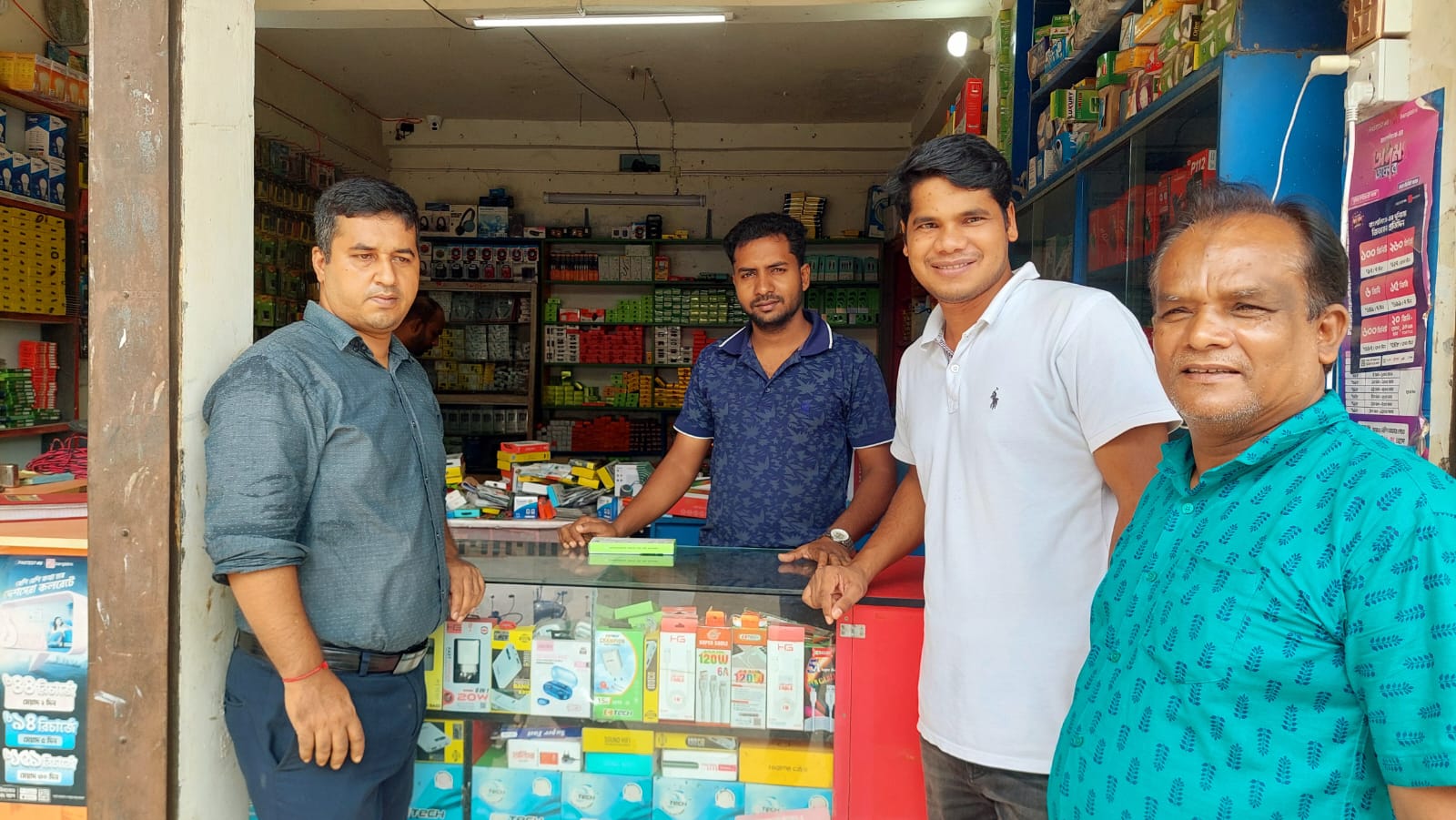 পল্লী প্রগতীর উদ্যোক্তা ঋণের সদস্য পরিদর্শণ