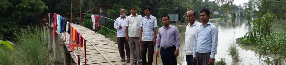 বংশাই নদীর উপর কাঠের ব্রীজ