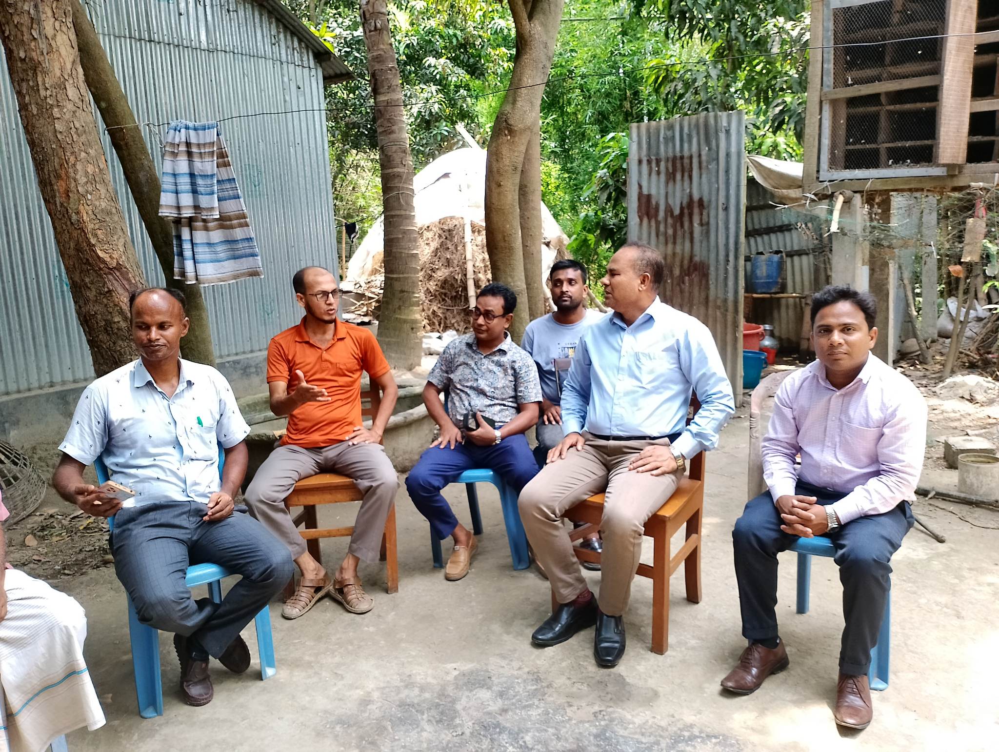 ভার্মিং কমপোষ্ট (জৈব সার তৈরি),