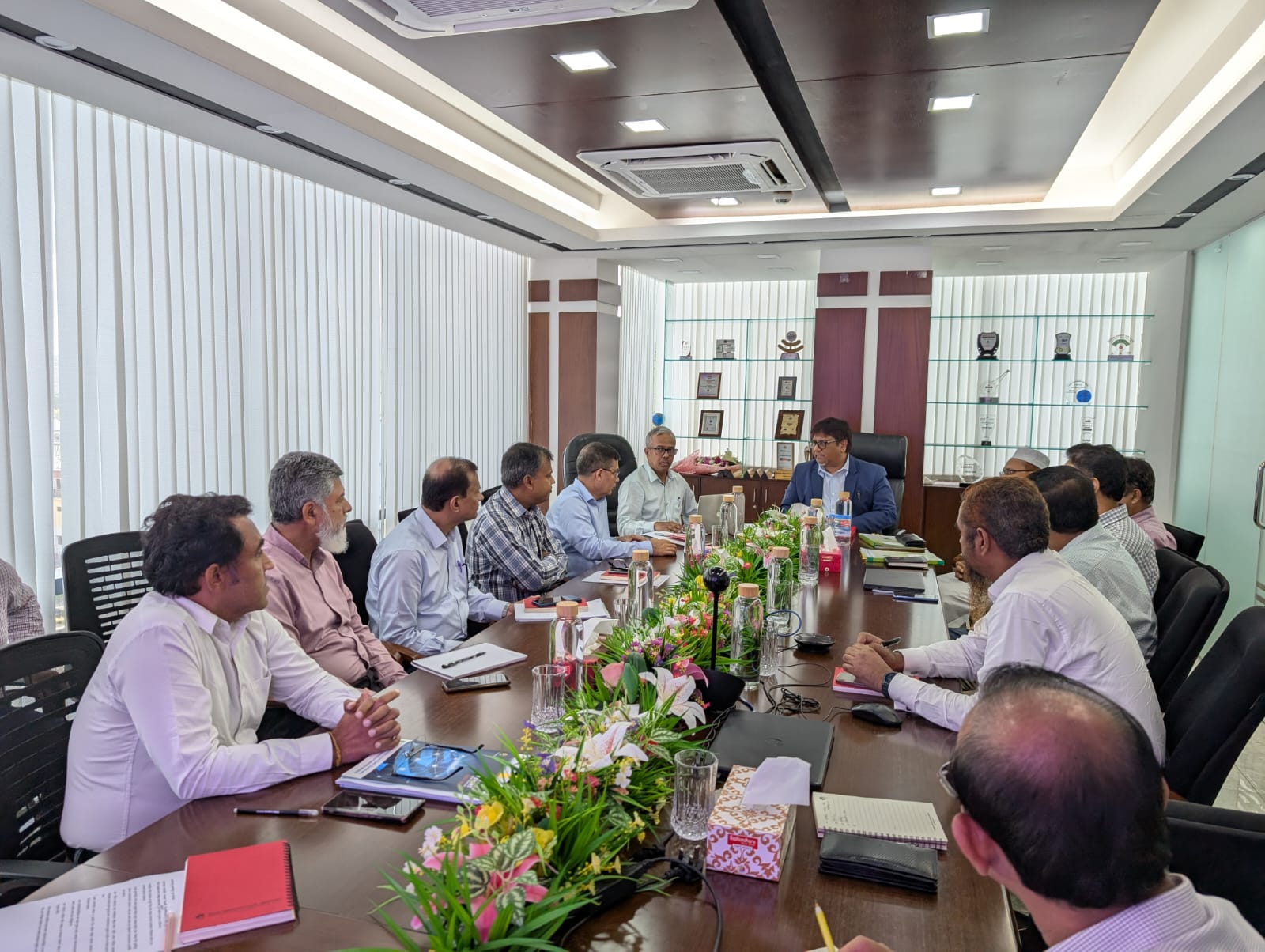 ডাক ও টেলিযোগাযোগ বিভাগের সচিব ও বিএসসিপিএলসি-এর চেয়ারম্যান জনাব আব্দুন নাসের খান-এর উপস্থিতিতে ২১ আগস্ট ২০২৫ খ্রিস্টাব্দে প্রধান কার্যালয়ের সভাকক্ষে অনুষ্ঠিত মতবিনিময় সভার কিছু স্থিরচিত্র