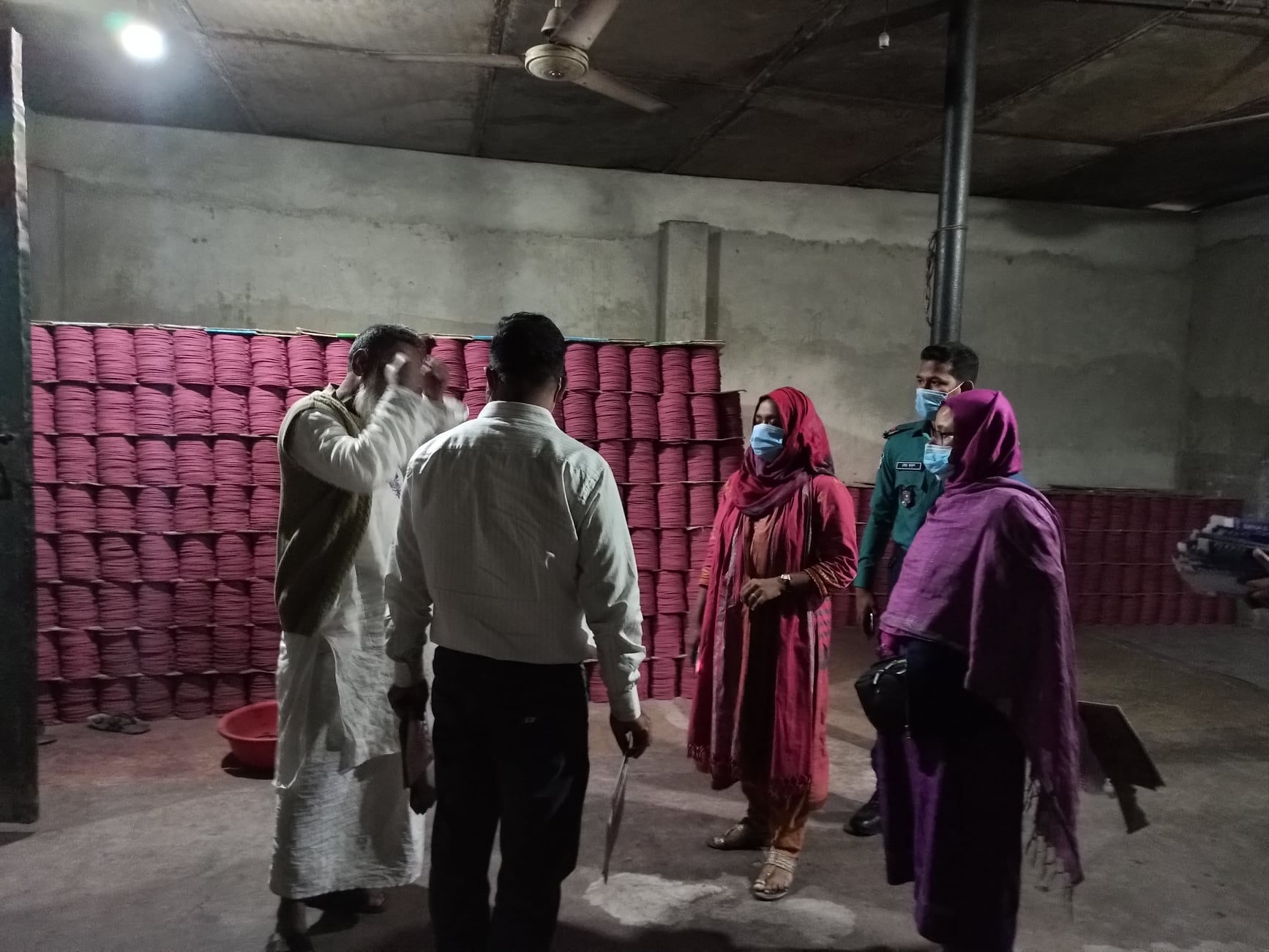 বিজ্ঞ এক্সিকিউটিভ ম্যাজিস্ট্রেট নাফিসা নাজ নীরা এর নেতৃত্বে ভ্রাম্যমাণ আদালত পরিচালনা-১৩-০১-২০২১