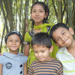 আমাদের সম্পর্কে