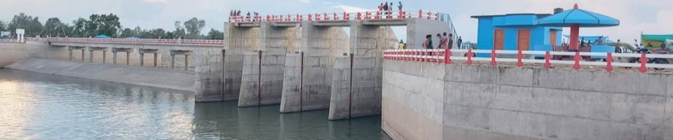 নির্মাণাধীন গৌরিপুর সমন্বিত পানি নিয়ন্ত্রণ অবকাঠামো।