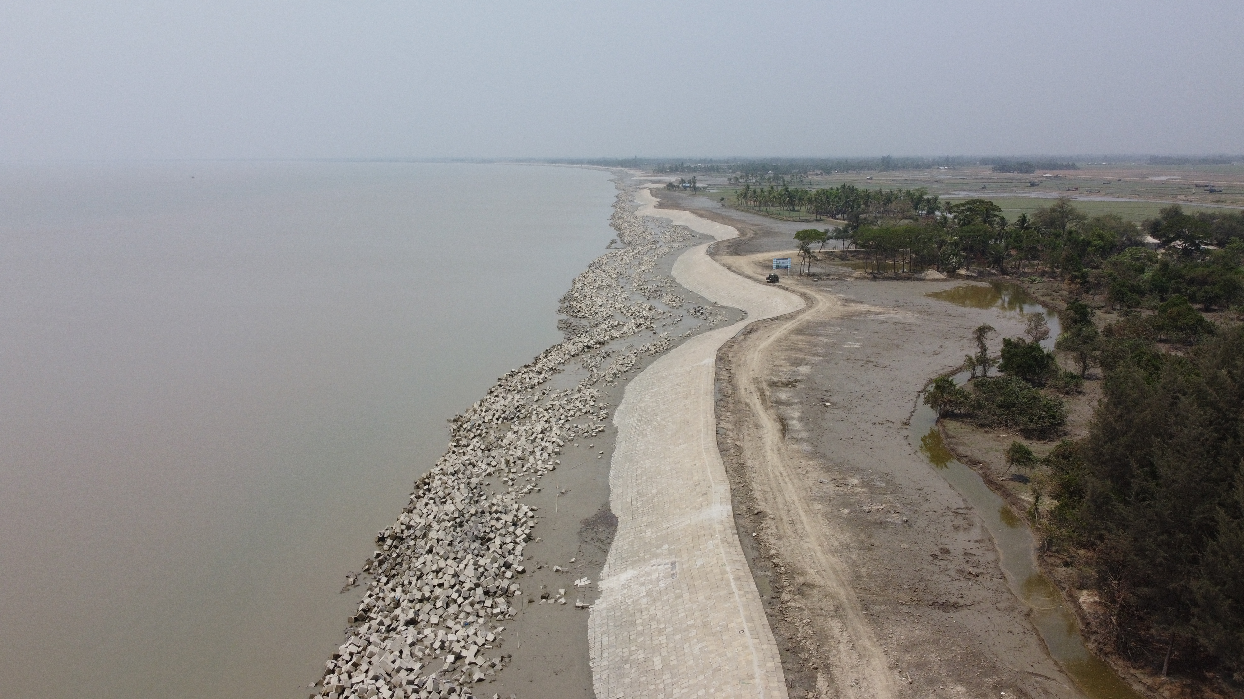 প্রতিরক্ষা কাজ (মুছাপুর)