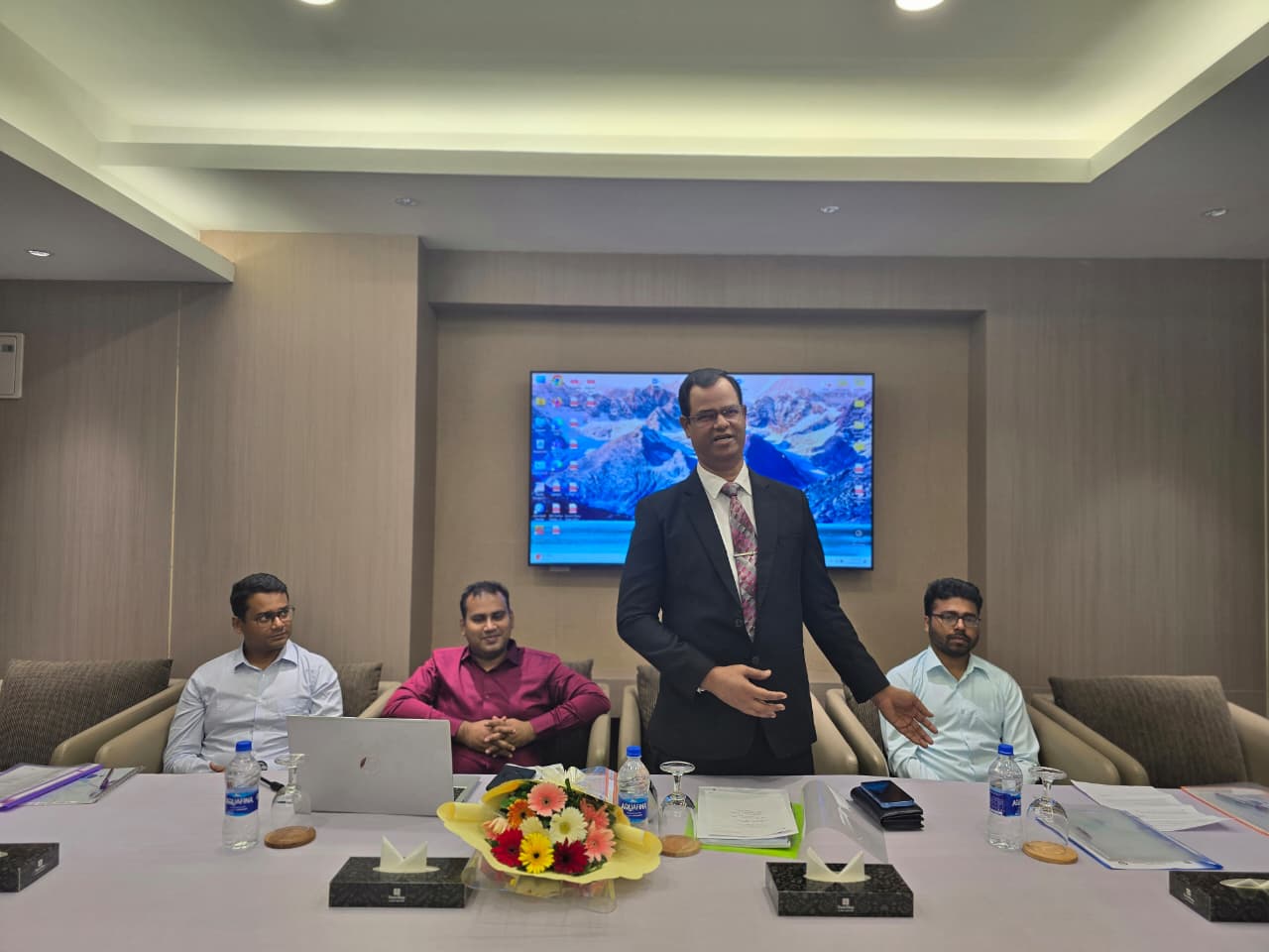 সঞ্জীবনী প্রশিক্ষণ-২০২৫ এ প্রধান নিয়ন্ত্রক মহোদয় কর্তৃক প্রশিক্ষণ প্রদান