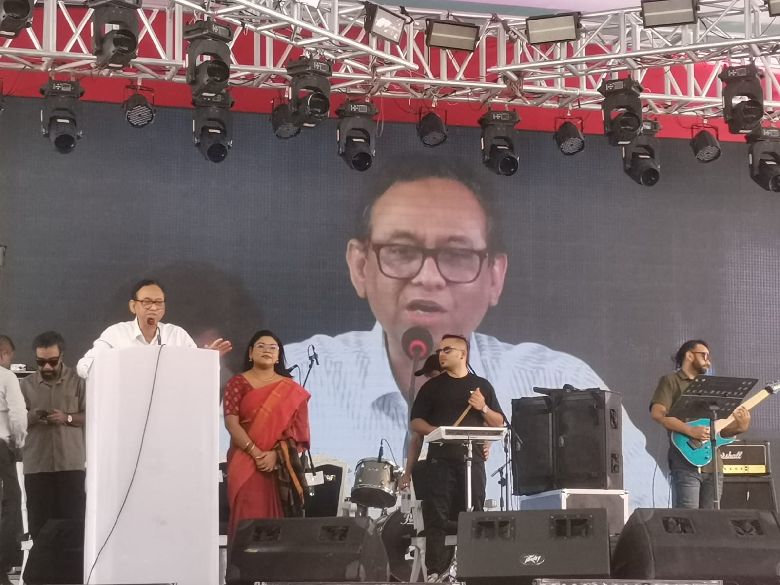 জুলাই শহিদদের স্মরণে শ্রমিক সমাবেশ অনুষ্ঠানে মন্ত্রণালয়ের সচিব মহোদয়ের উদ্বোধনি ভাষণ