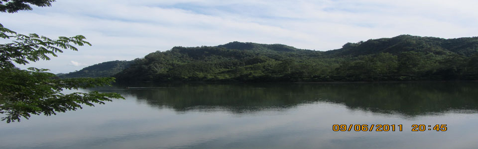 কর্ণফুলী নদী ও পাহাড়
