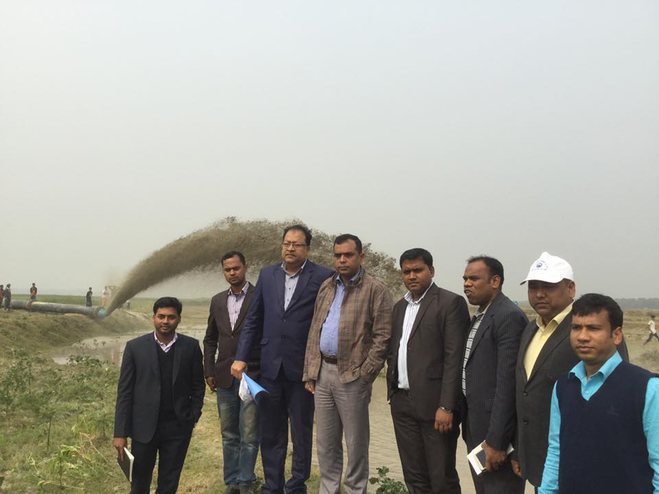 মহানন্দা নদী খননের কাজ পরিদর্শণ