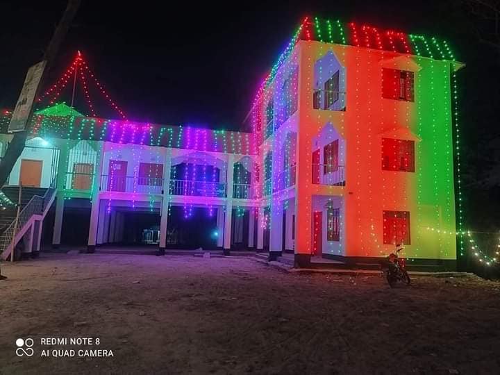 চরজব্বর ইউনিয়ন পরিষদের আলোকসজ্জার দৃশ্য