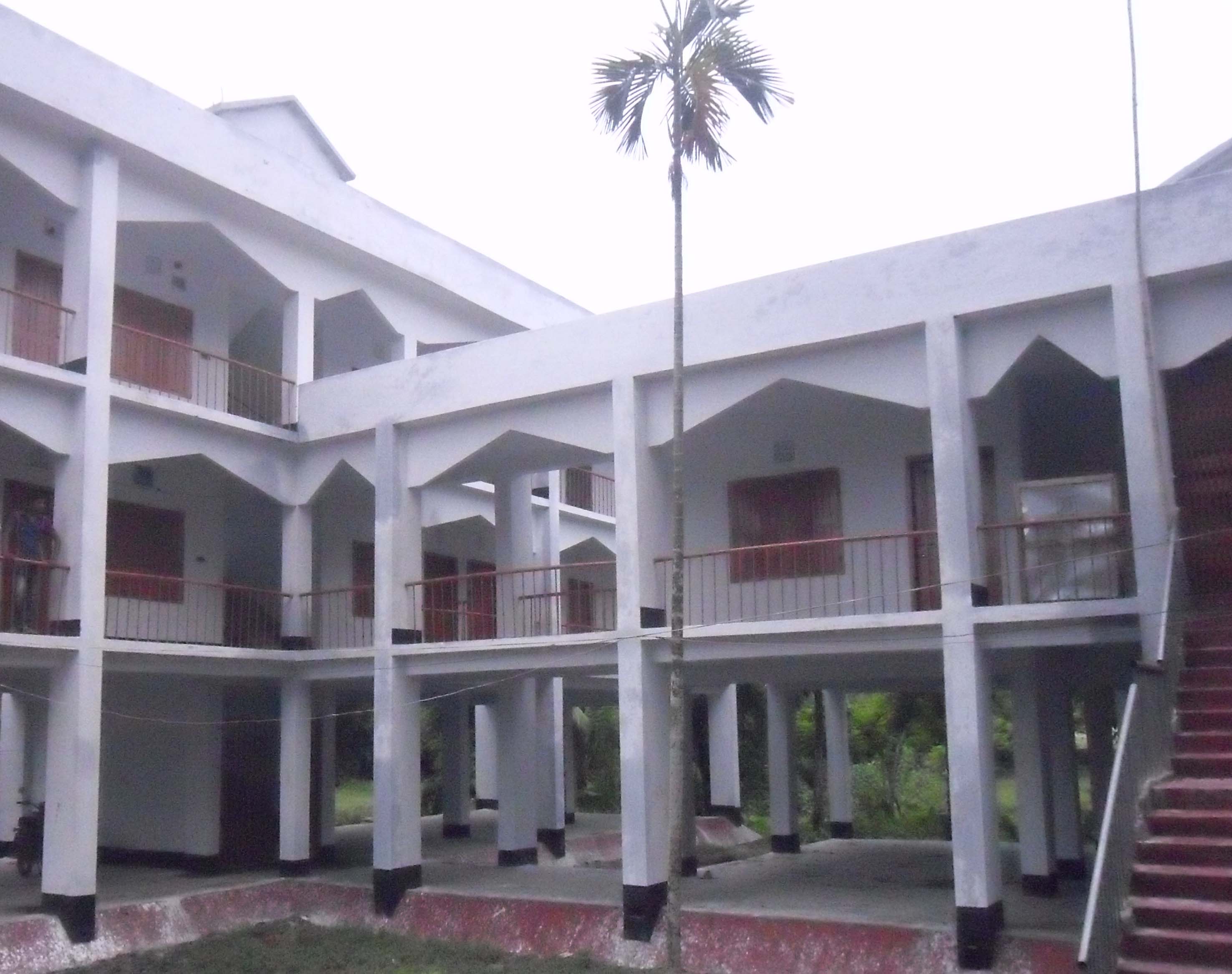 ৮নং চরকলমী ইউনিয়ন পরিষদ ভবন