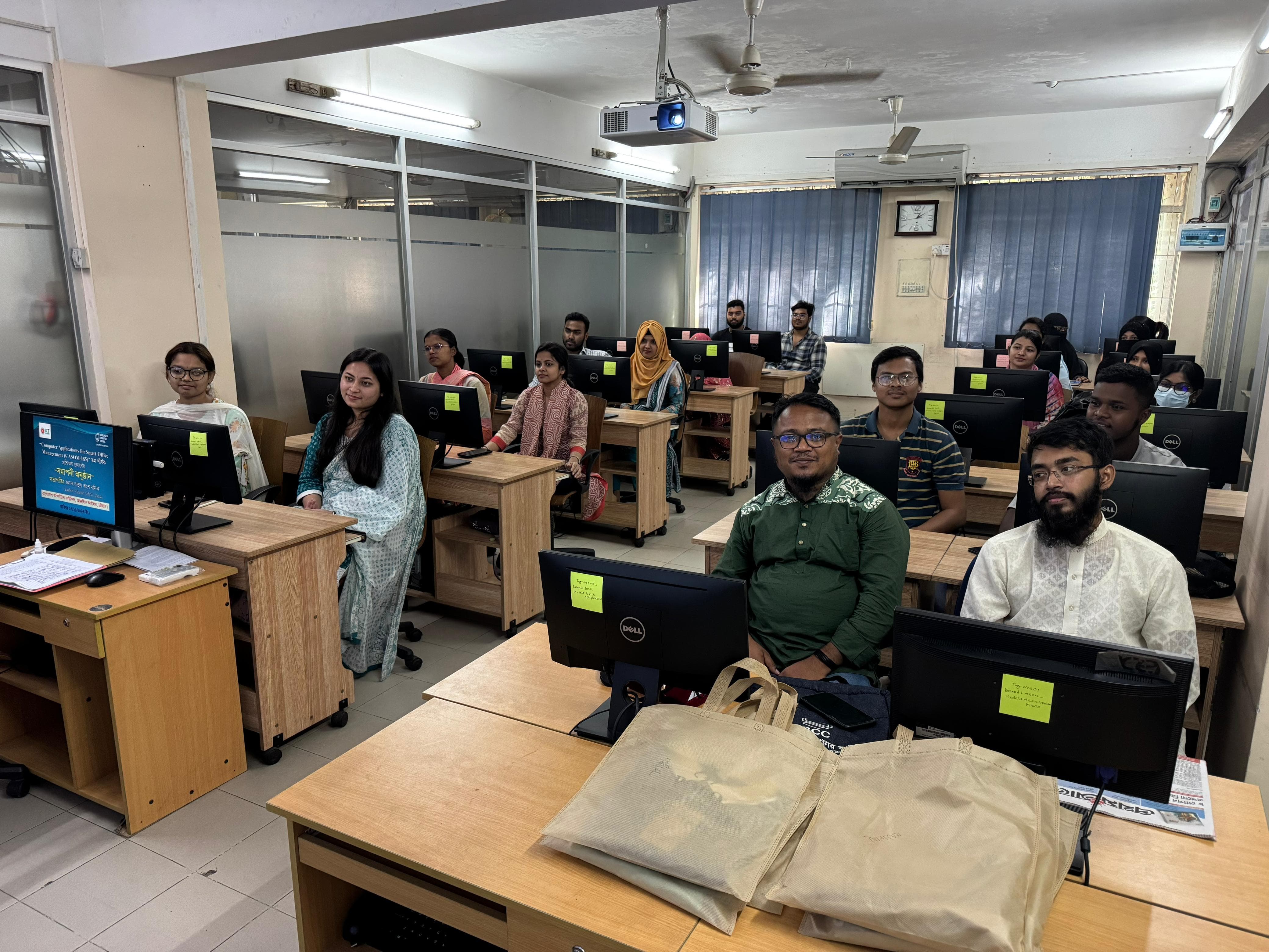 প্রশিক্ষণার্থীবৃন্দ