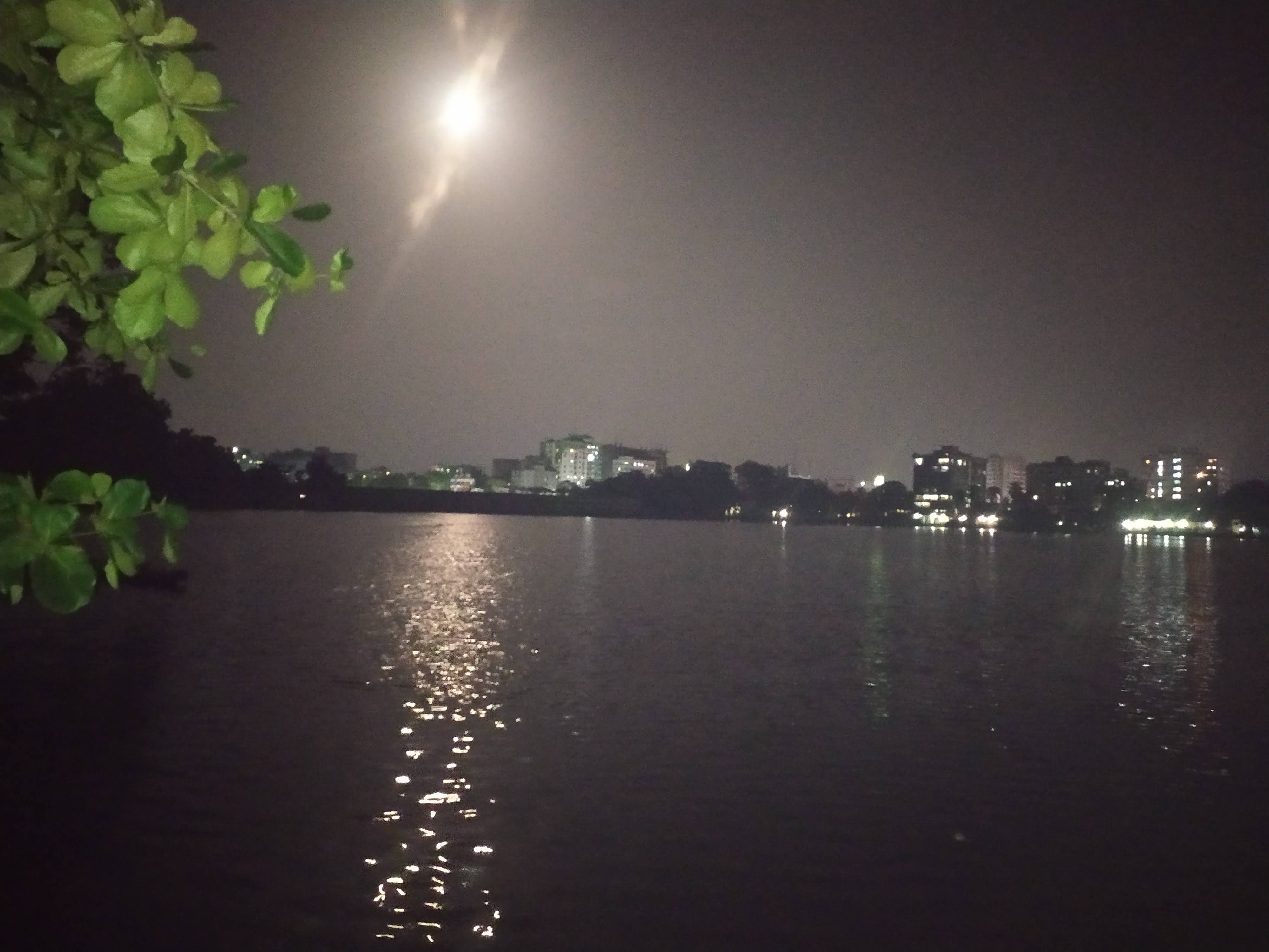 বিদ্যুতহীন ধর্মসাগর