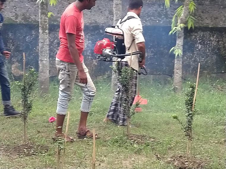 আগাছা পরিষ্কার এর উপর প্রশিক্ষণ
