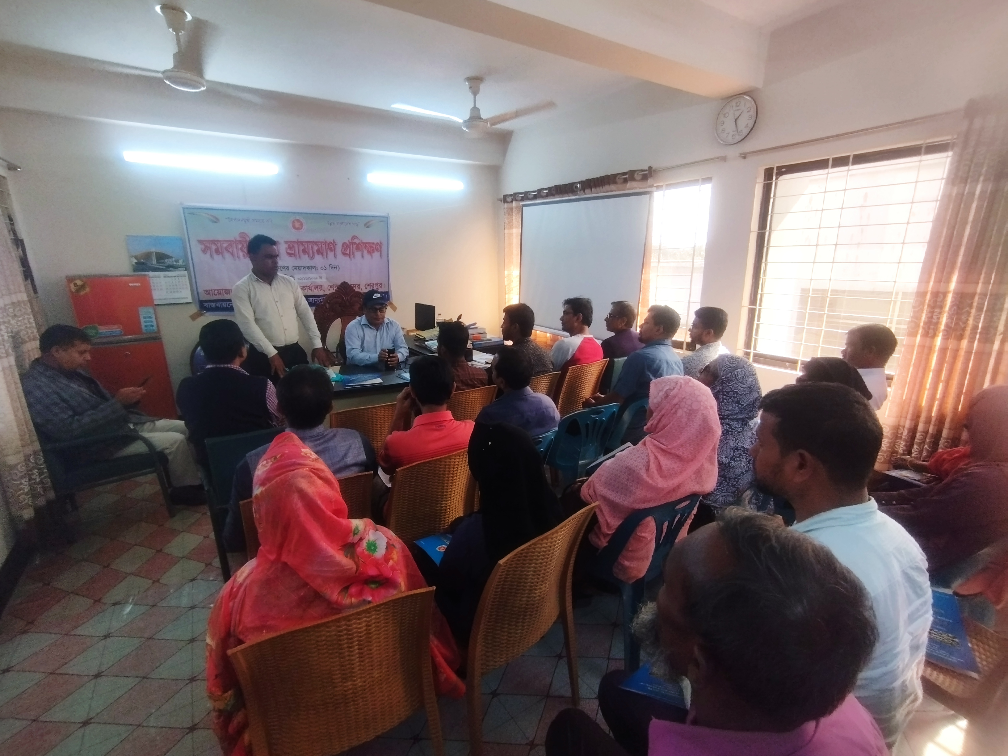 ০১.১২.২০২৪ খ্রি. তারিখে শেরপুর সদর উপজেলায় ভ্রাম্যমাণ প্রশিক্ষণ অনুষ্ঠানের স্থির চিত্র