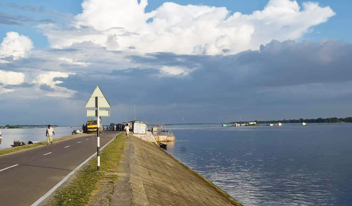 বালীখলা সড়ক ।