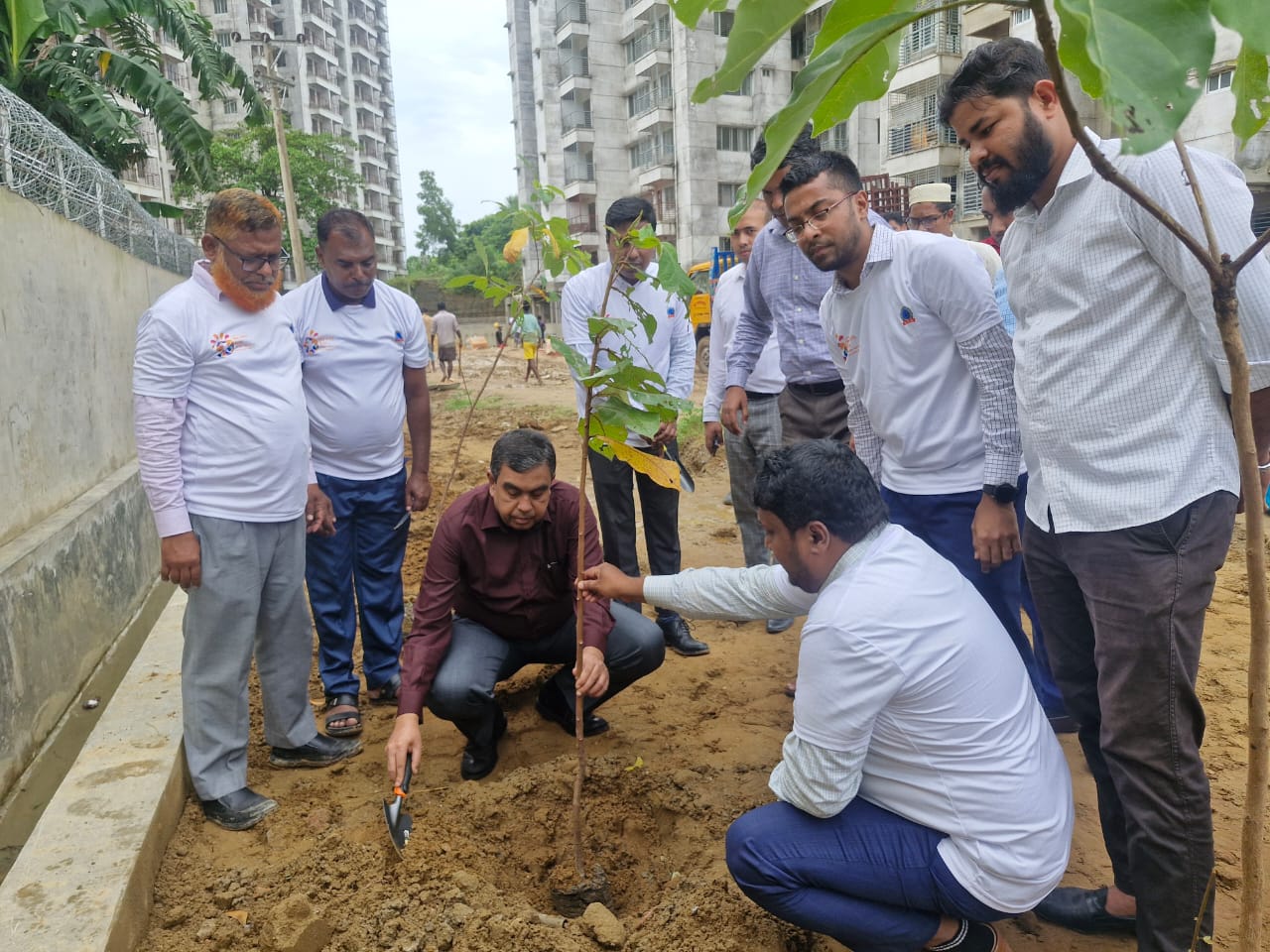 বিশ্ব বসতি দিবস-২০২৫ উদযাপন উপলক্ষে বৃক্ষরোপণ