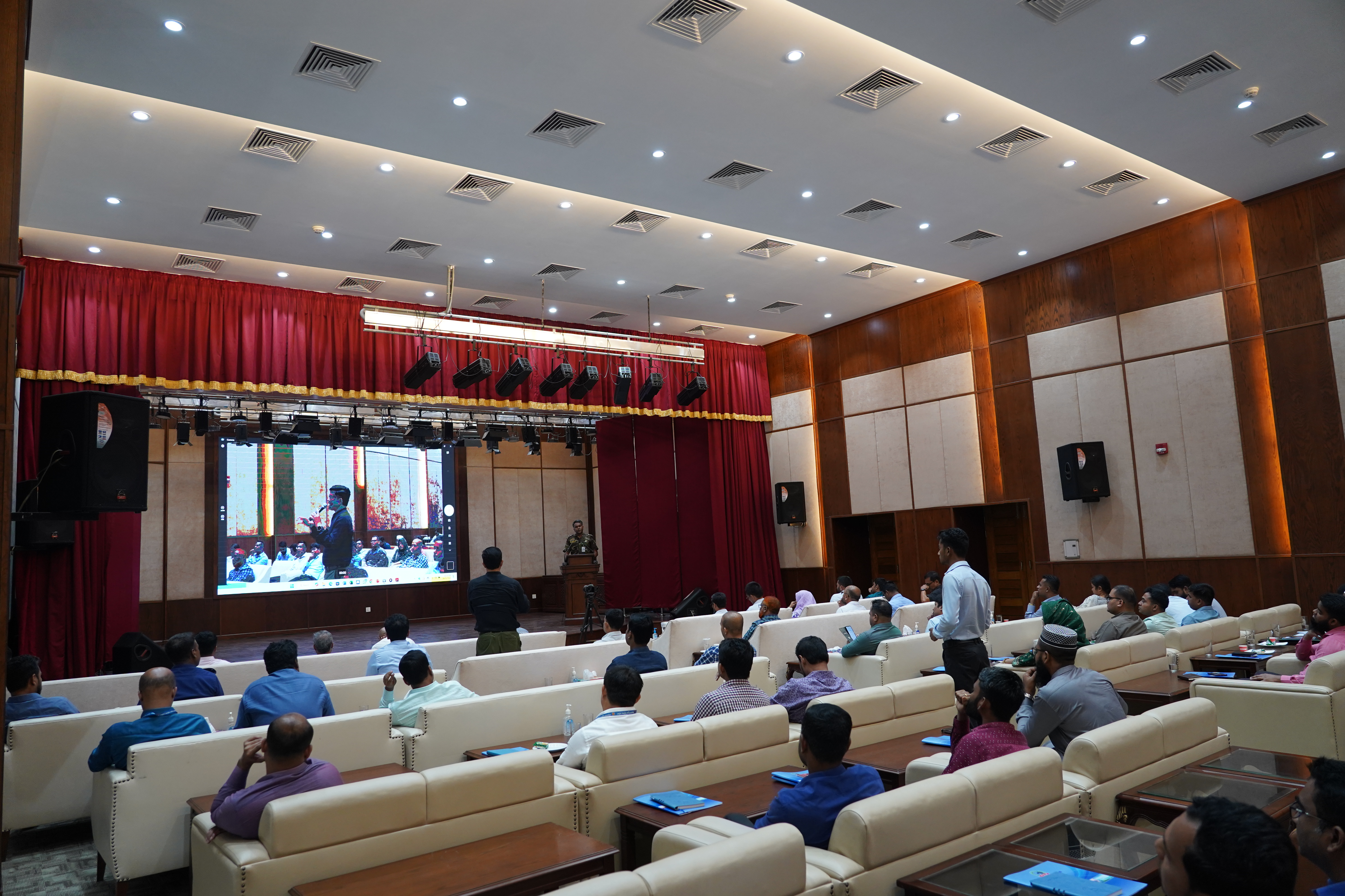 উন্মুক্ত আলোচনা