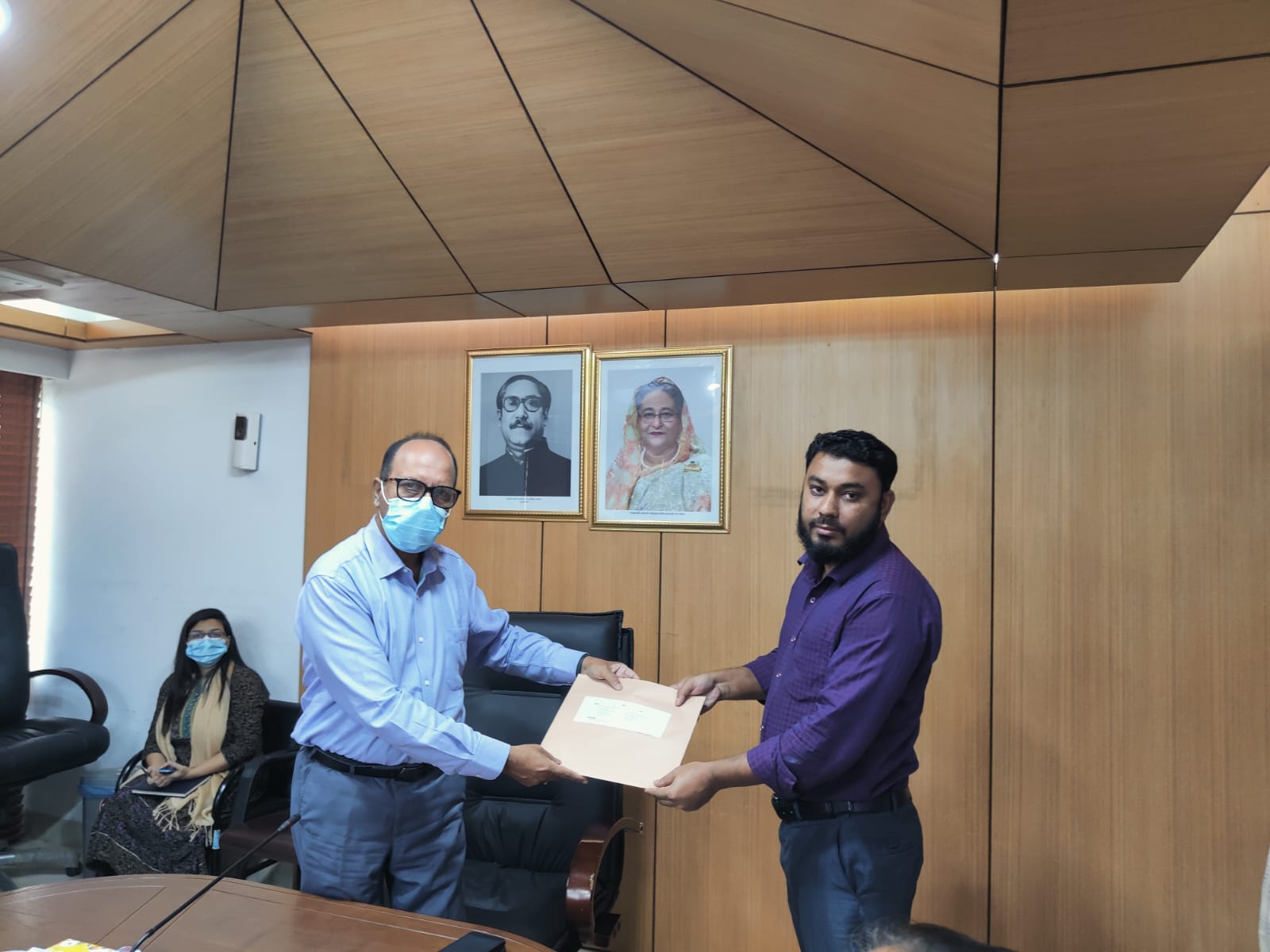 সনদ বিতরণ