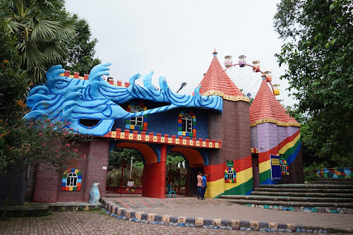 ব্লু ওয়াটার পার্ক