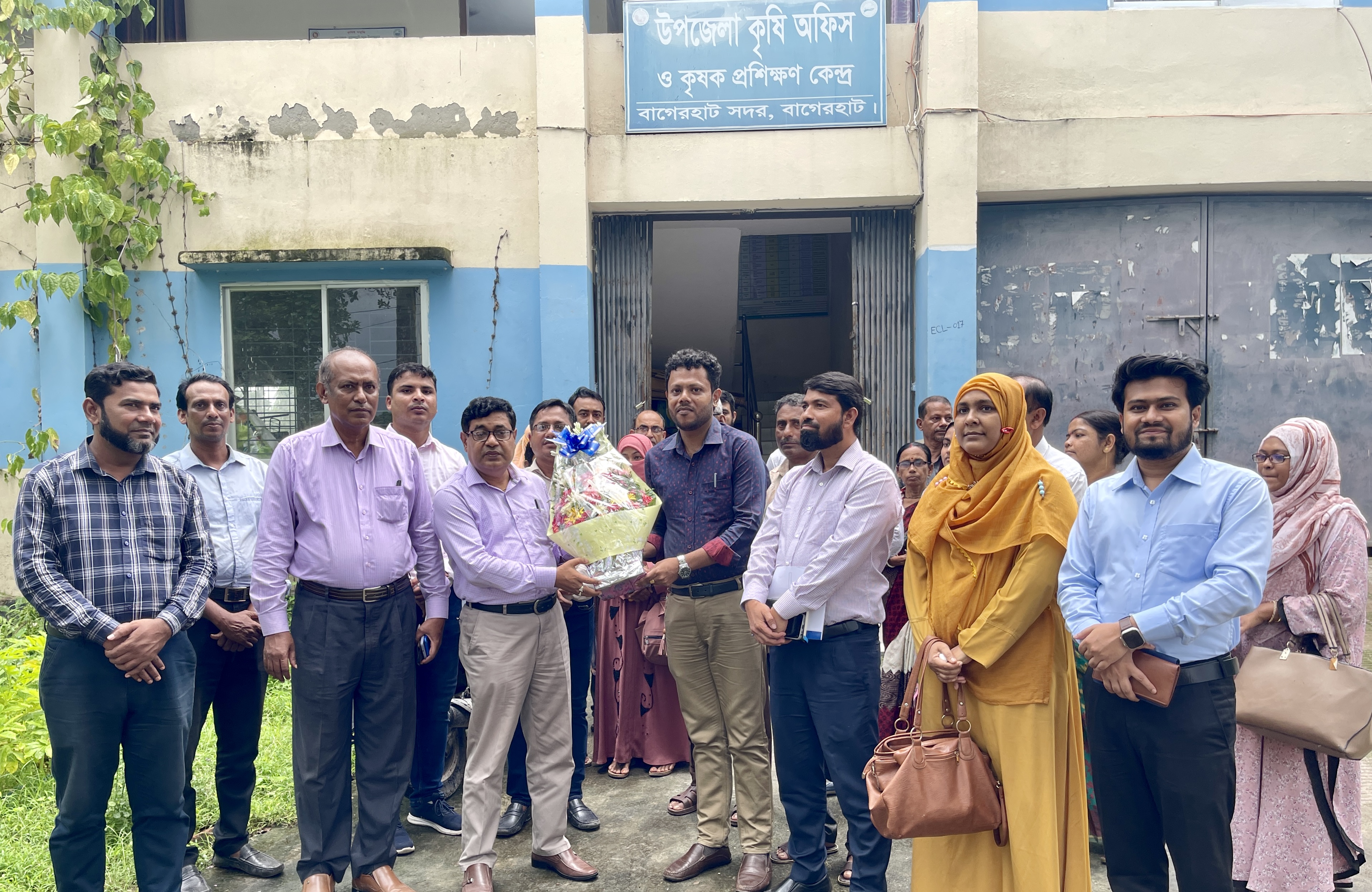 অতিরিক্ত পরিচালক, খুলনা অঞ্চল মহোদয়ের উপজেলা কৃষি অফিস পরিদর্শন