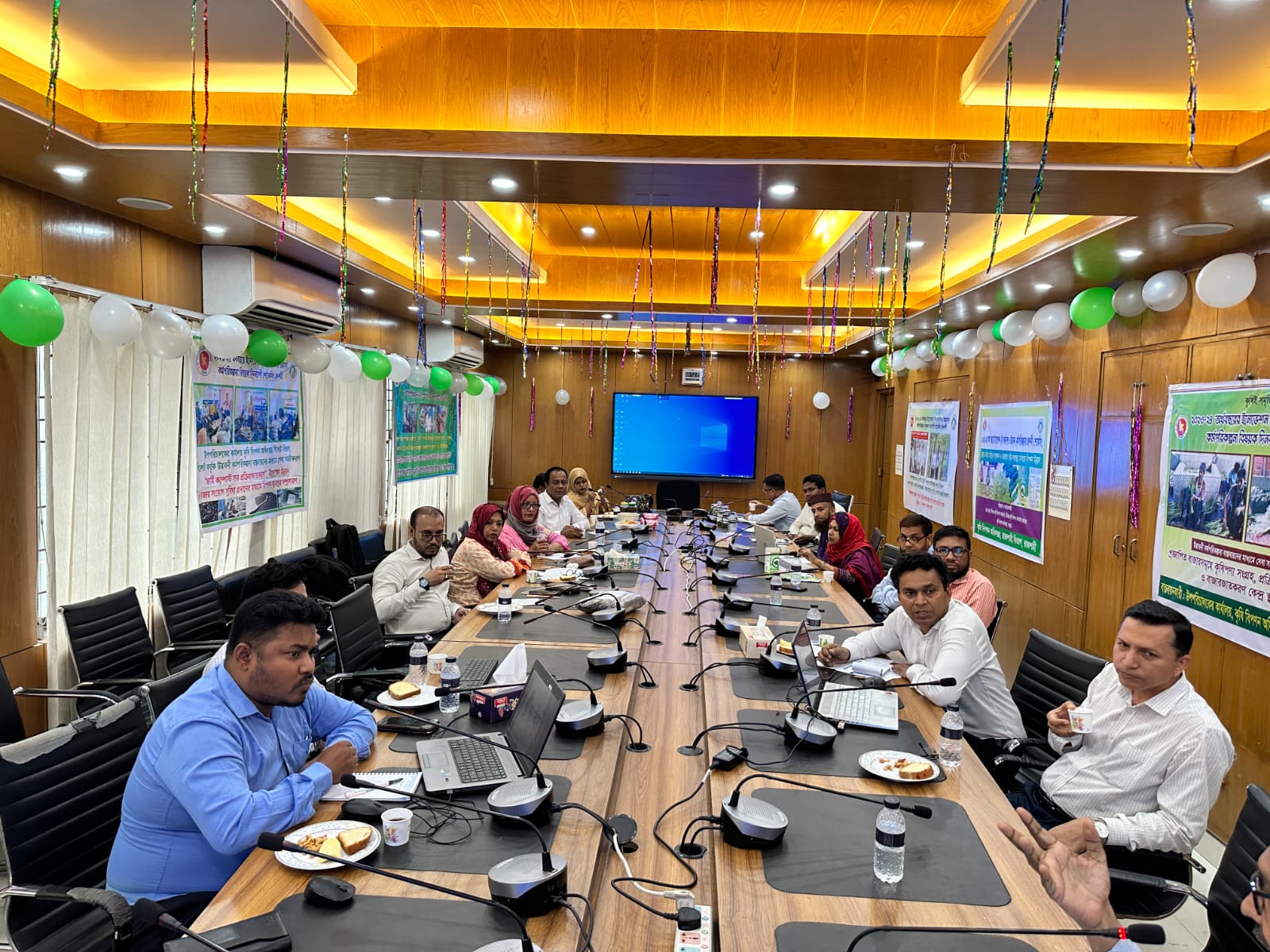 শোকেসিং প্রদর্শনী-২৪