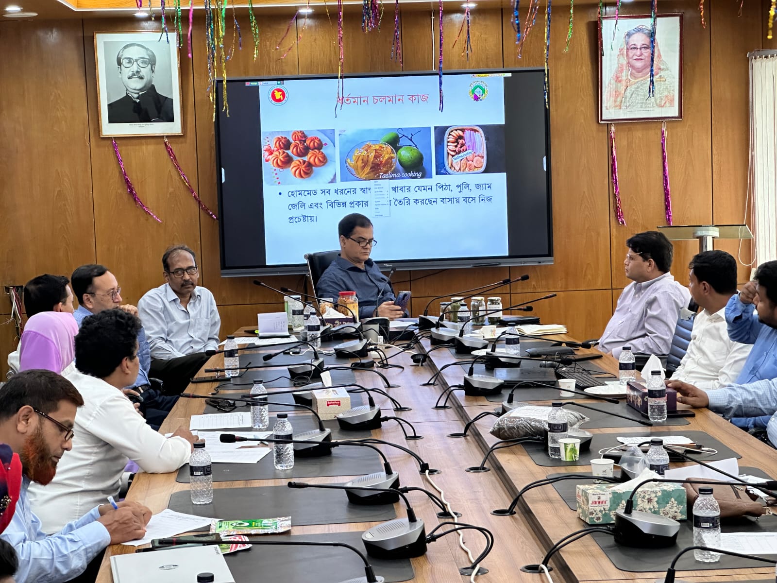 শোকেসিং প্রদর্শনী-২৪