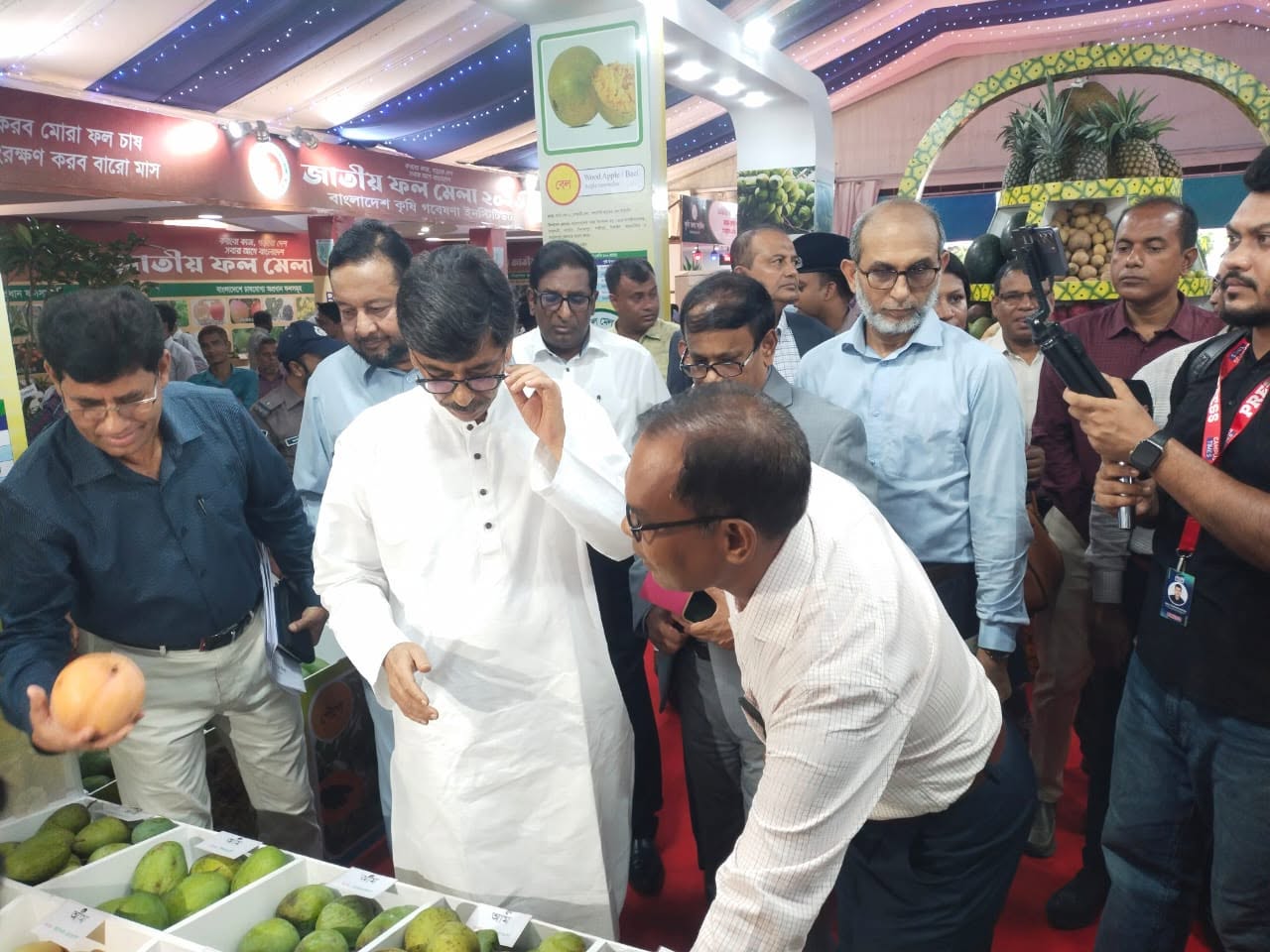 মন্ত্রী মহোদয়ের জাতীয় ফল মেলা ২০২৬ শুভ উদ্বোধন