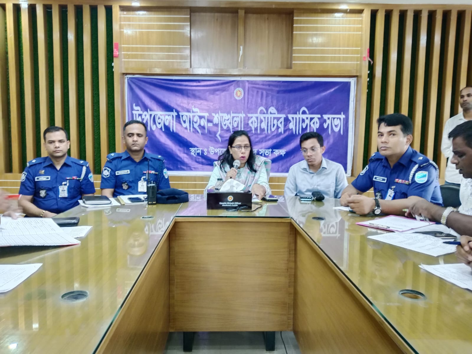 ২৮/০৪/২০২৫ খ্রিস্টাব্দ দাউদকান্দি উপজেলা পরিষদের আইন-শৃঙ্খলা ও মাসিক সাধারণ সভা অনুষ্ঠিত