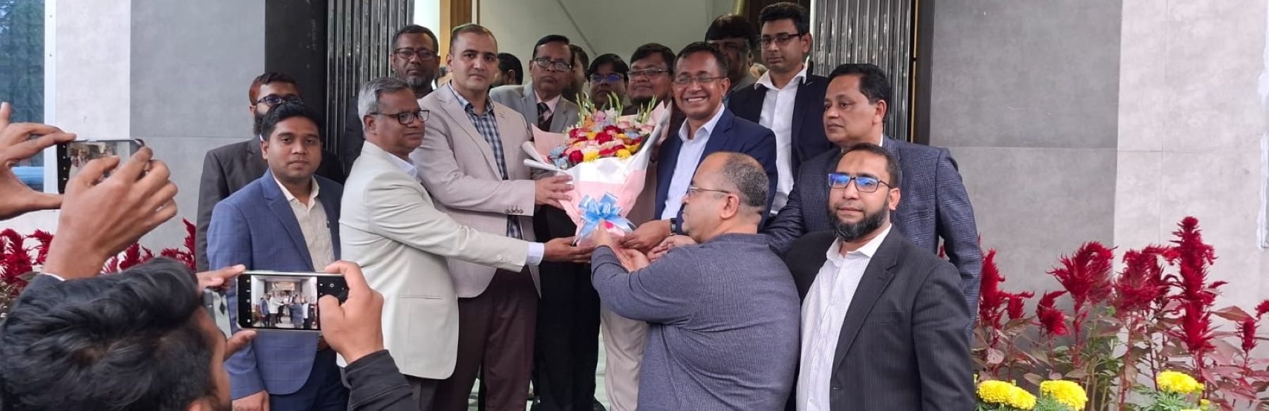 সিইও স্যারদের দায়িত্ব গ্রহণ-হস্তান্তর