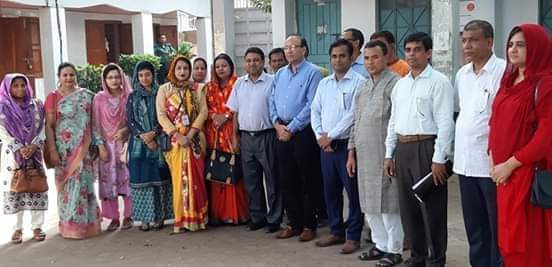 30.08.19 তারিখ রাজশাহী বহুমুখী বালিকা উচ্চ বিদ্যালয়ে শিক্ষকদের সাথে অতিরিক্ত সচিব জনাব জাবেদ স্যার ।