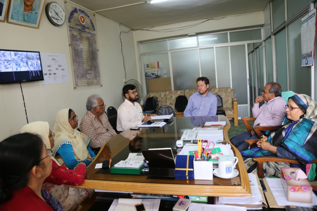 পিএমআইএস গ্রহণ করার অনুষ্ঠান