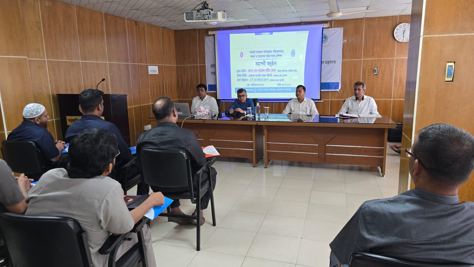 সরকারি যানবাহন অধিদপ্তরের গাড়িচালকদের ৬০ঘন্টাব্যাপী মৌলিক প্রশিক্ষণ