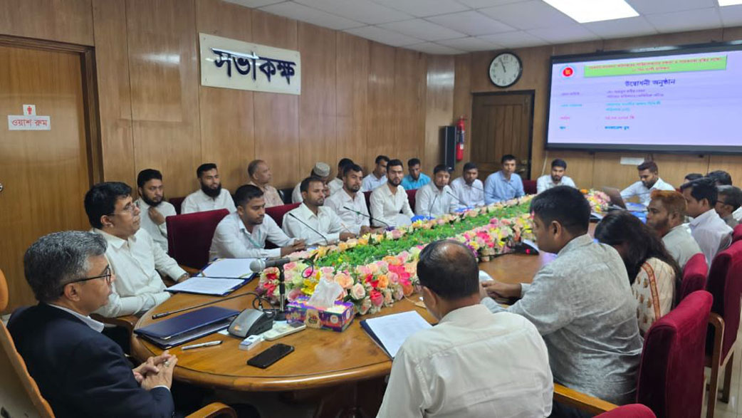 গাড়িচালকদের ১০ দিনব্যাপী ৬০ ঘন্টা ব্যাপী প্রশিক্ষণ