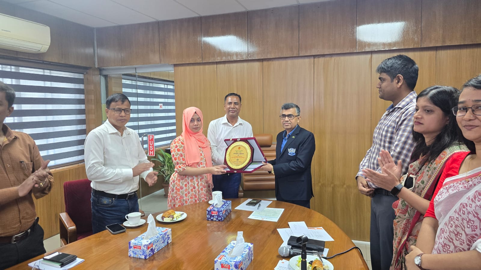 সরকারি যানবাহন অধিদপ্তরের কর্মচারীদের সন্তানদের বৃত্তি/মেধাবৃত্তি/সংবর্ধনা অনুষ্ঠান