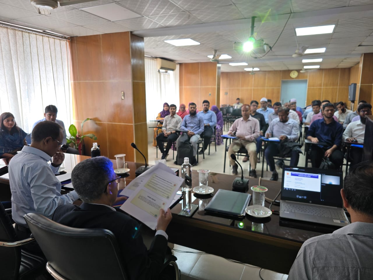 সরকারি যানবাহন অধিদপ্তরের কর্মচারীদের অফিস অটোমেশন সফটওয়ার সম্পর্কে অবহিতকরণ কর্মশালায়