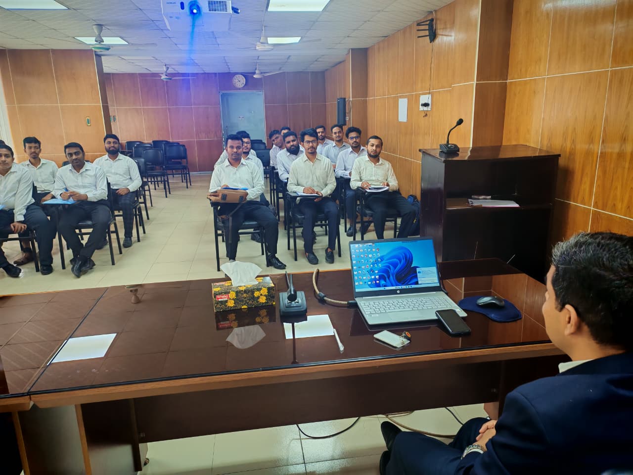 ২০২৫-২৬ অর্থ বছরের নব্য যোগদানকৃত কর্মচারীদের প্রশিক্ষণ