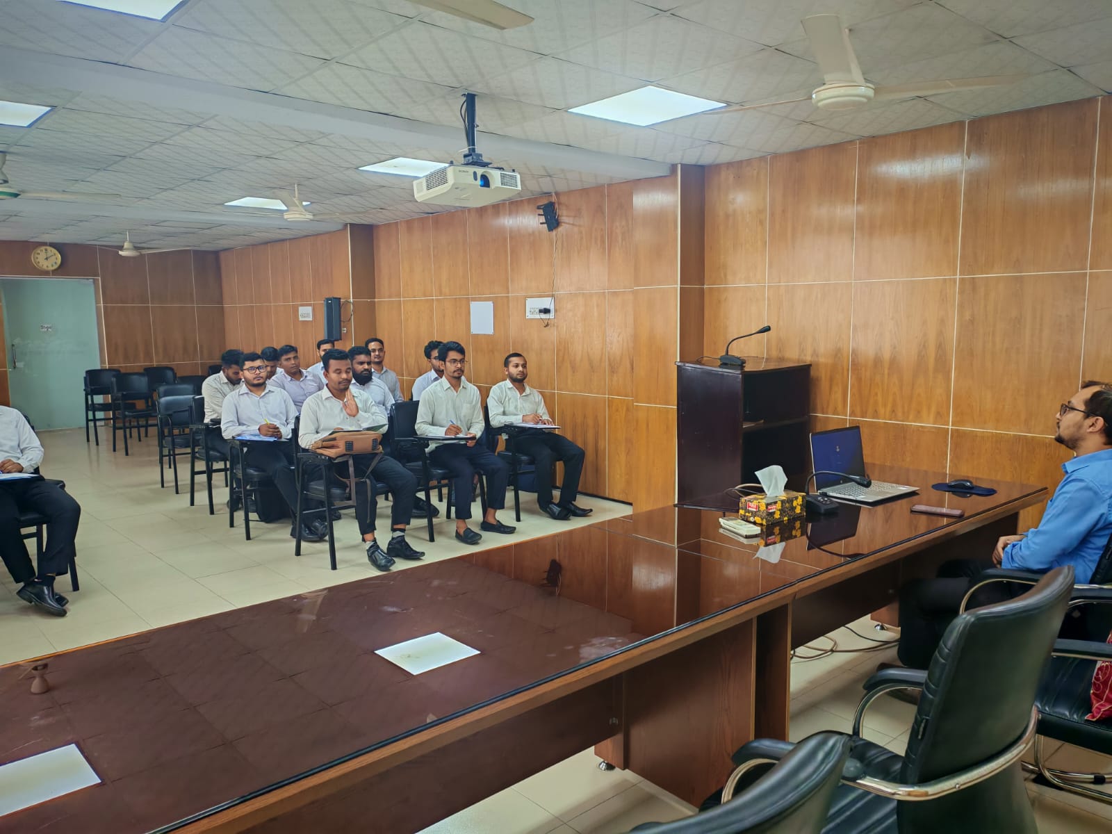 ২০২৫-২৬ অর্থ বছরের নব্য যোগদানকৃত কর্মচারীদের প্রশিক্ষণ