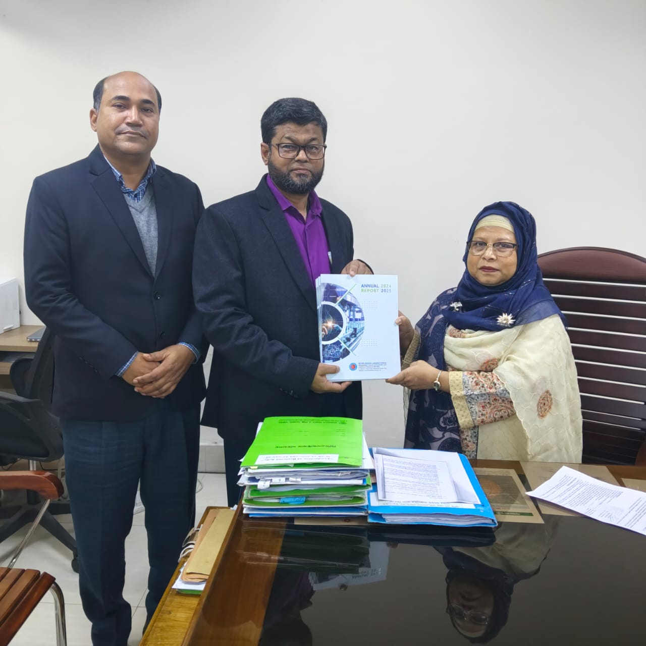 Inauguration of Annual Report 2024-2025 of BCSIR Dhaka Laboratories by Honourable Chairman madam