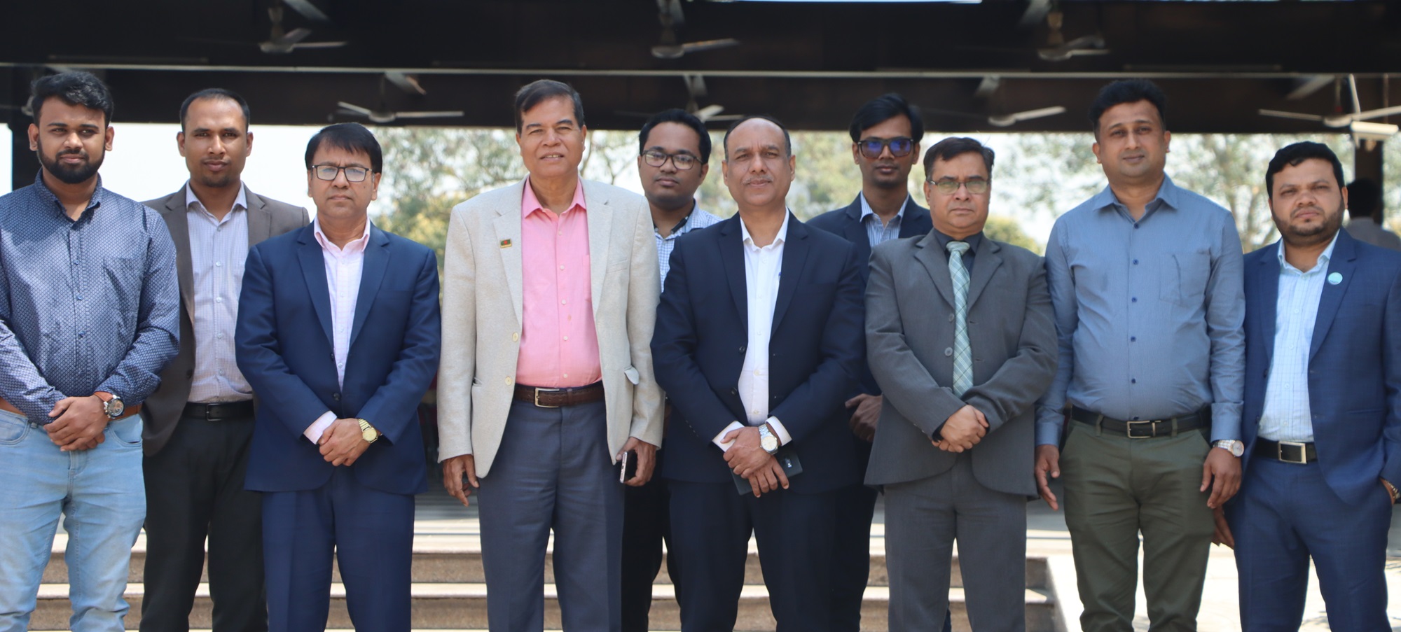 সহকারী মহাব্যবস্থাপক ও হেড অফিস ম্যানেজমেন্ট