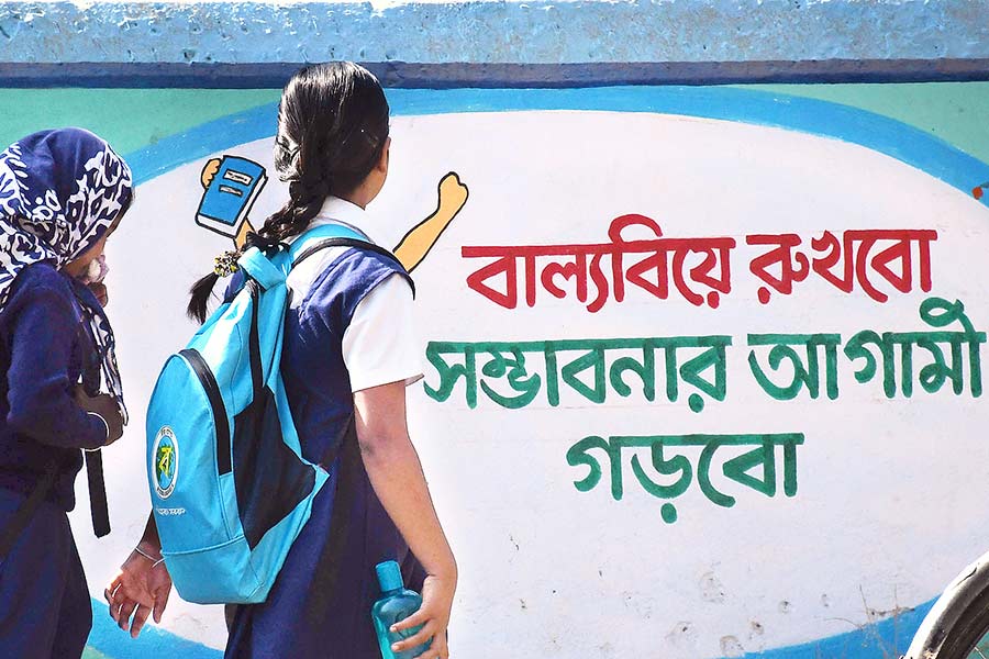 বাল্য বিবাহ রুখে দিন