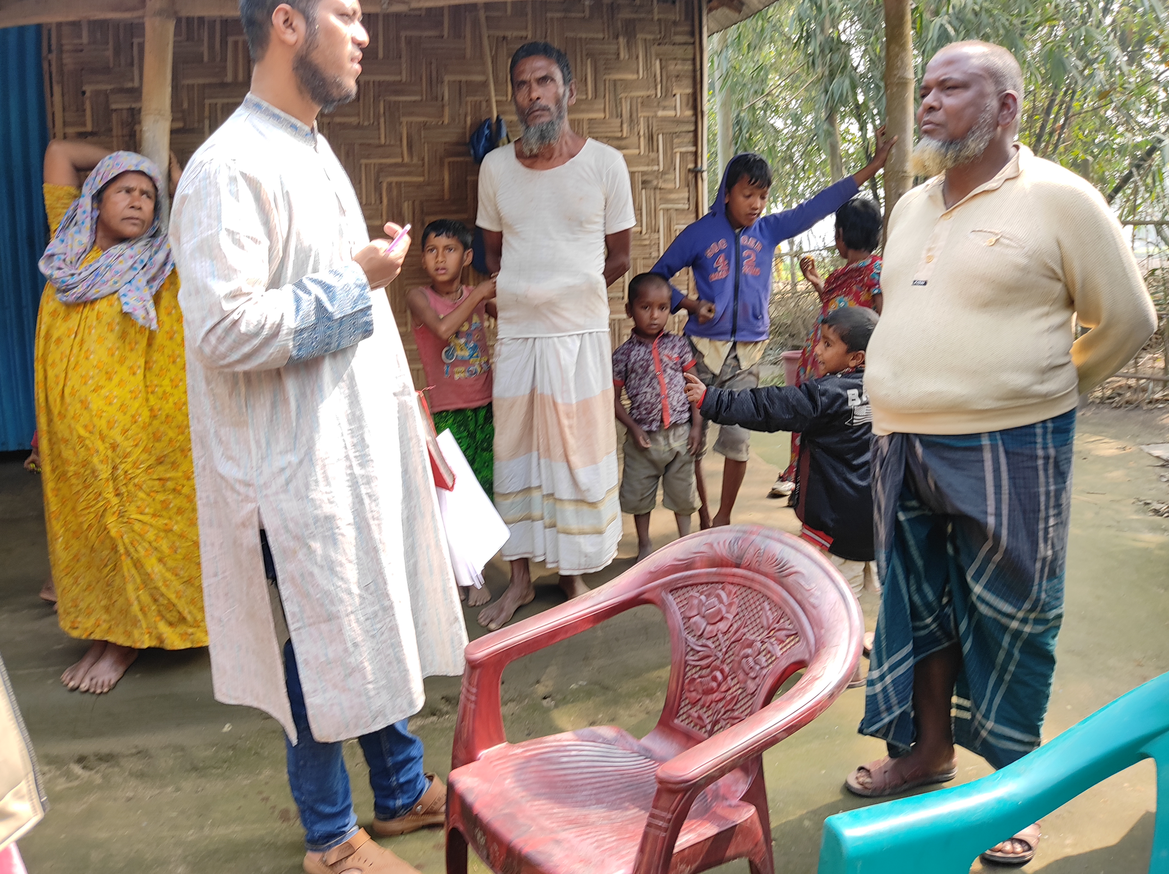 মাননীয় প্রধানমন্ত্রীর আশ্রয়ণ প্রকল্পের আওতায় প্রকৃত ভূমিহীন ও গৃহহীন যাচাই-বাছাই