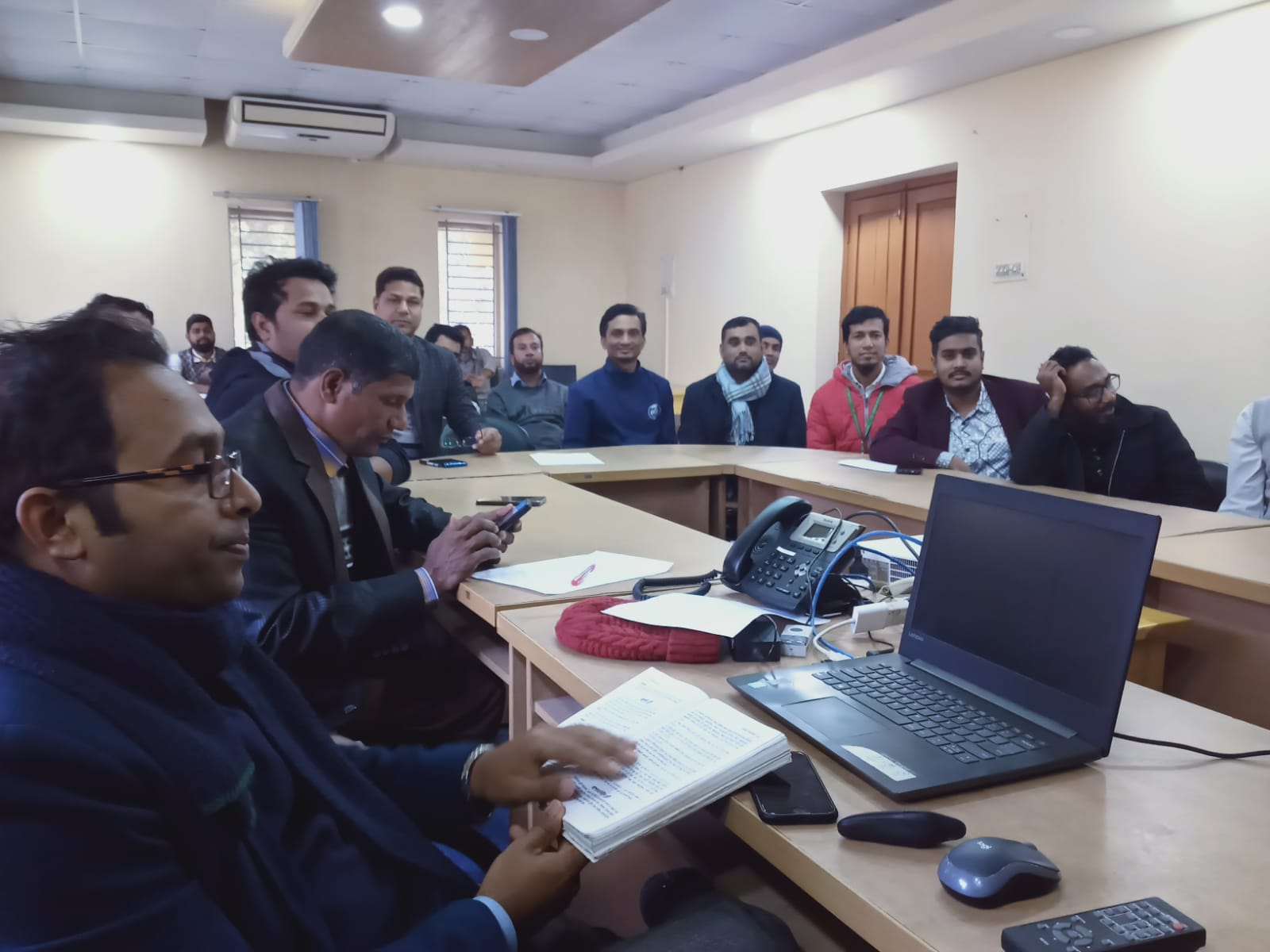 প্রাতিষ্ঠানিক সাক্ষমতা বৃদ্ধির লক্ষ্যে অভ্যন্তরীণ প্রশিক্ষণ কর্মশালা