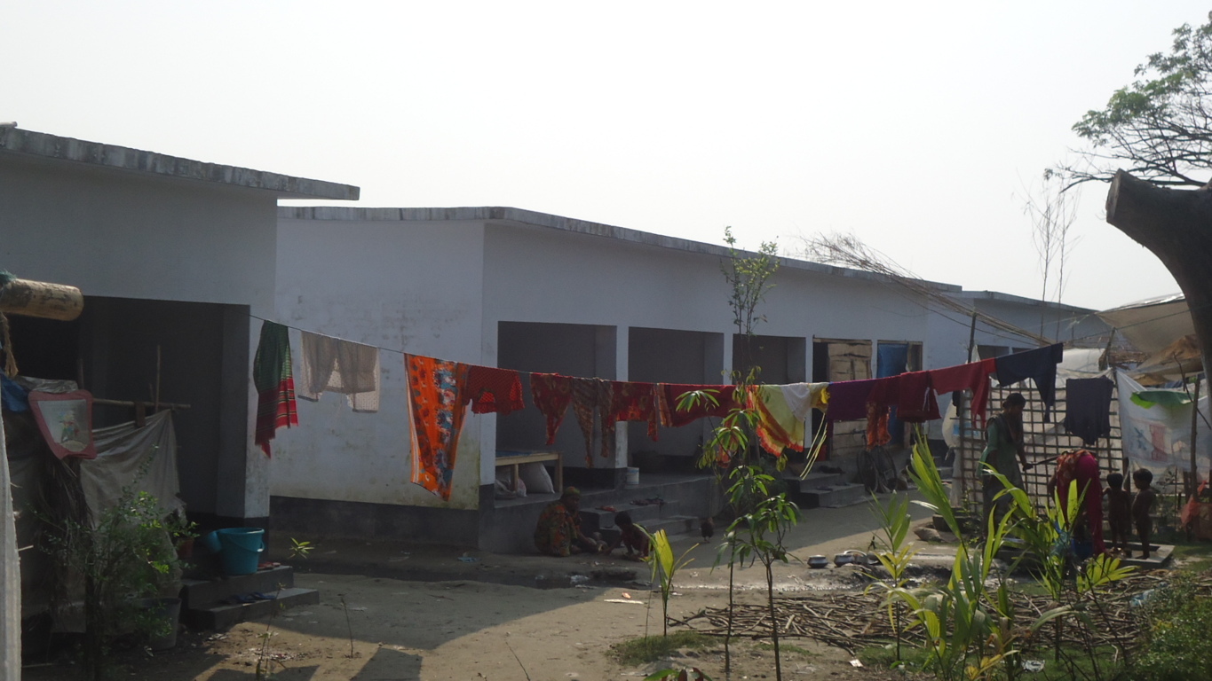 আশ্রয়ণ প্রকল্প -এর ছবি, চন্দনীমহল, সেনহাটী, দিঘলিয়া, খুলনা - ৪