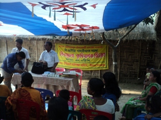 কৃমি নাশক বিতরণ