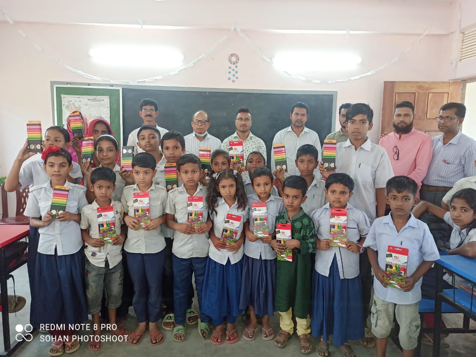 স্কুল মিল্ক ফিডিং প্রোগ্রাম