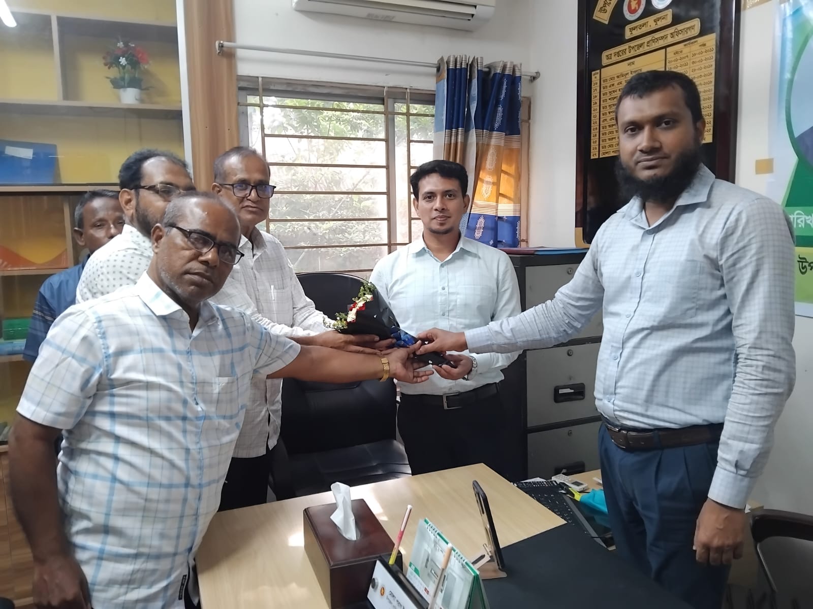 ভেটেরিনারি সার্জনের যোগদান