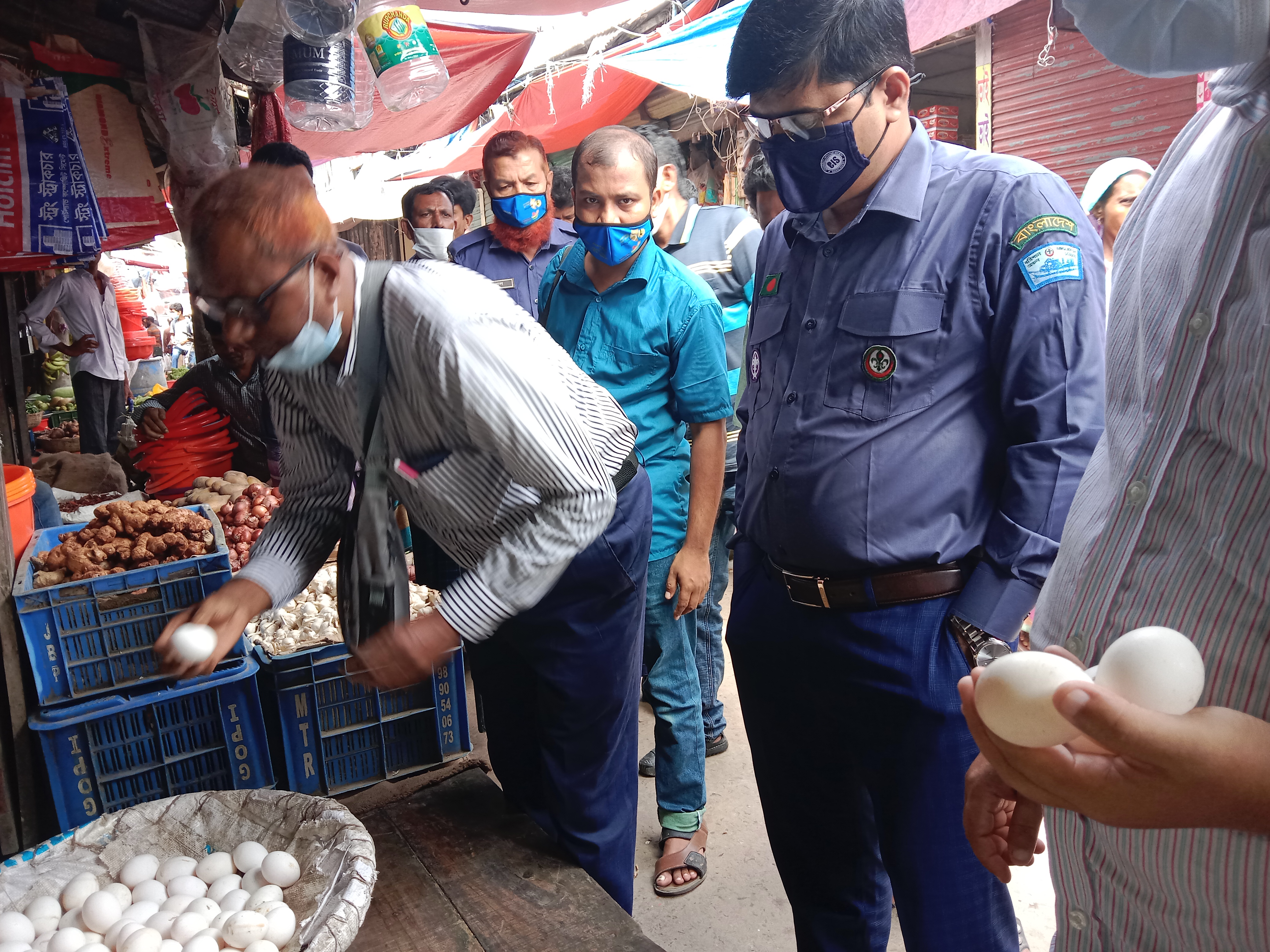 মোবাইল কোর্ট পরিচালনা