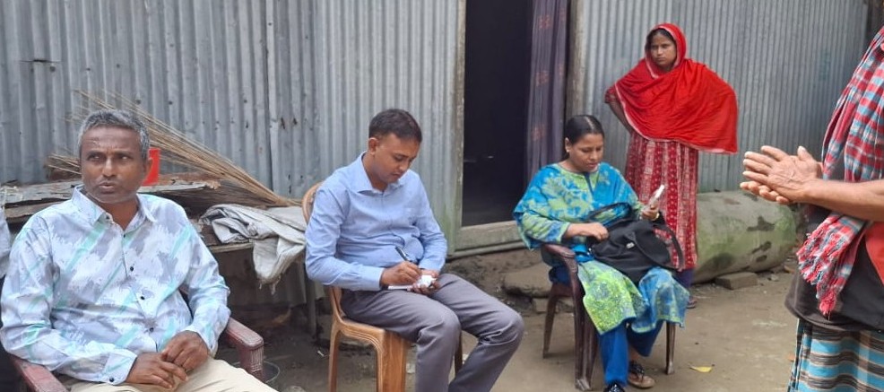 এলেঙ্গা পৌরসভার চীনামুরা গ্রামে ডিজিজ সার্ভিলেন্স কার্যক্রম