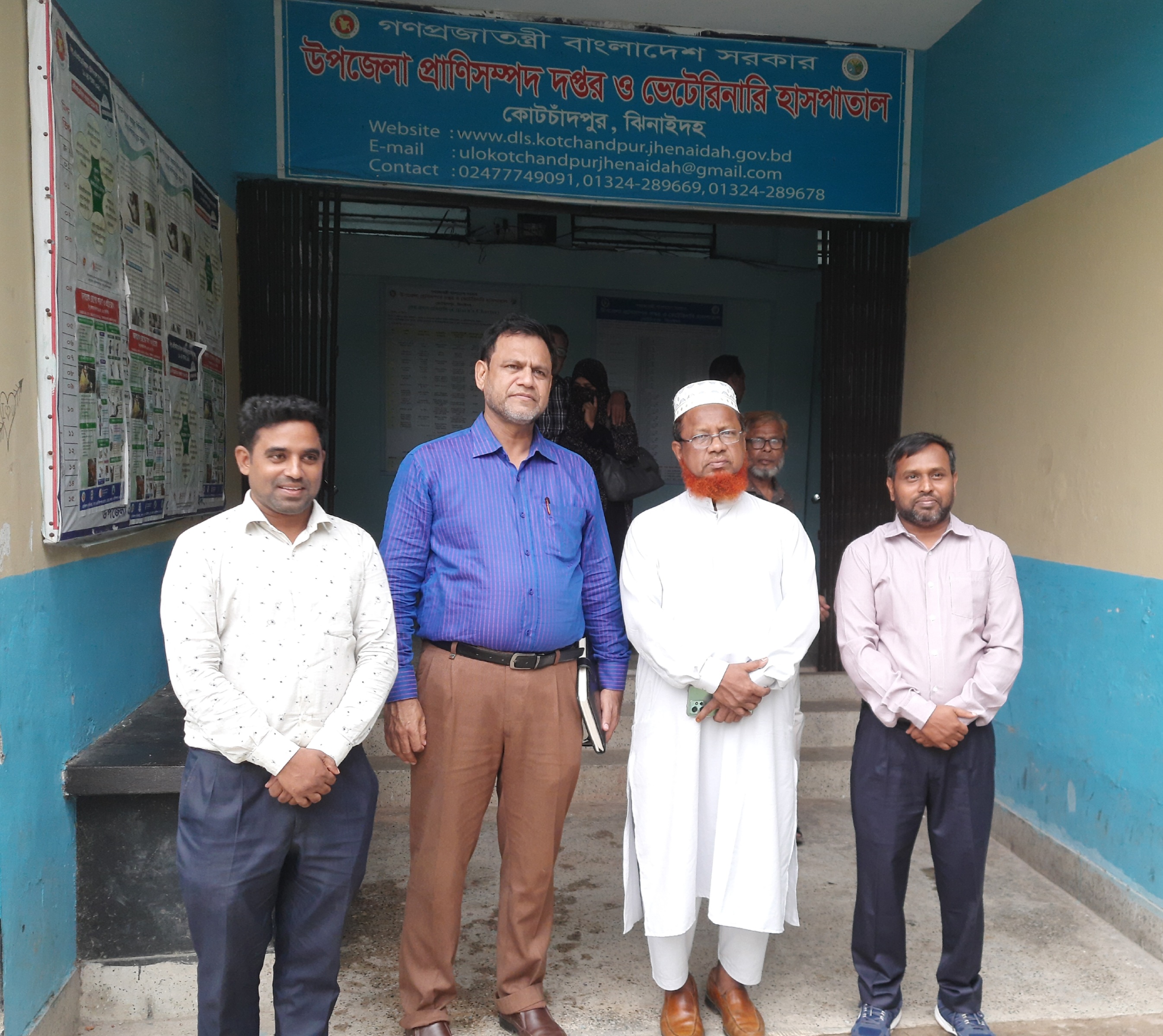 পরিচালক স্যার